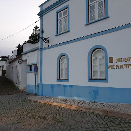 Casa Barbara - No Centro Historico De Aljezurヴィラ エクステリア 写真